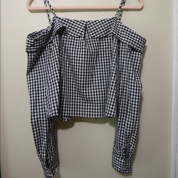 Gingham Off-Shoulder, Tie Front, Button Down Top - Picture 3 of 5